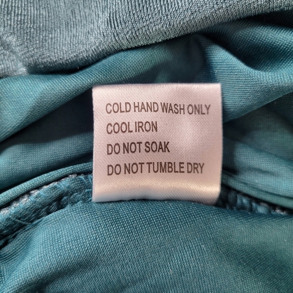 Princess Polly Bodycon Dress Size 4 Green Shimmer Ruching Side Zip Surplice - Picture 6 of 10